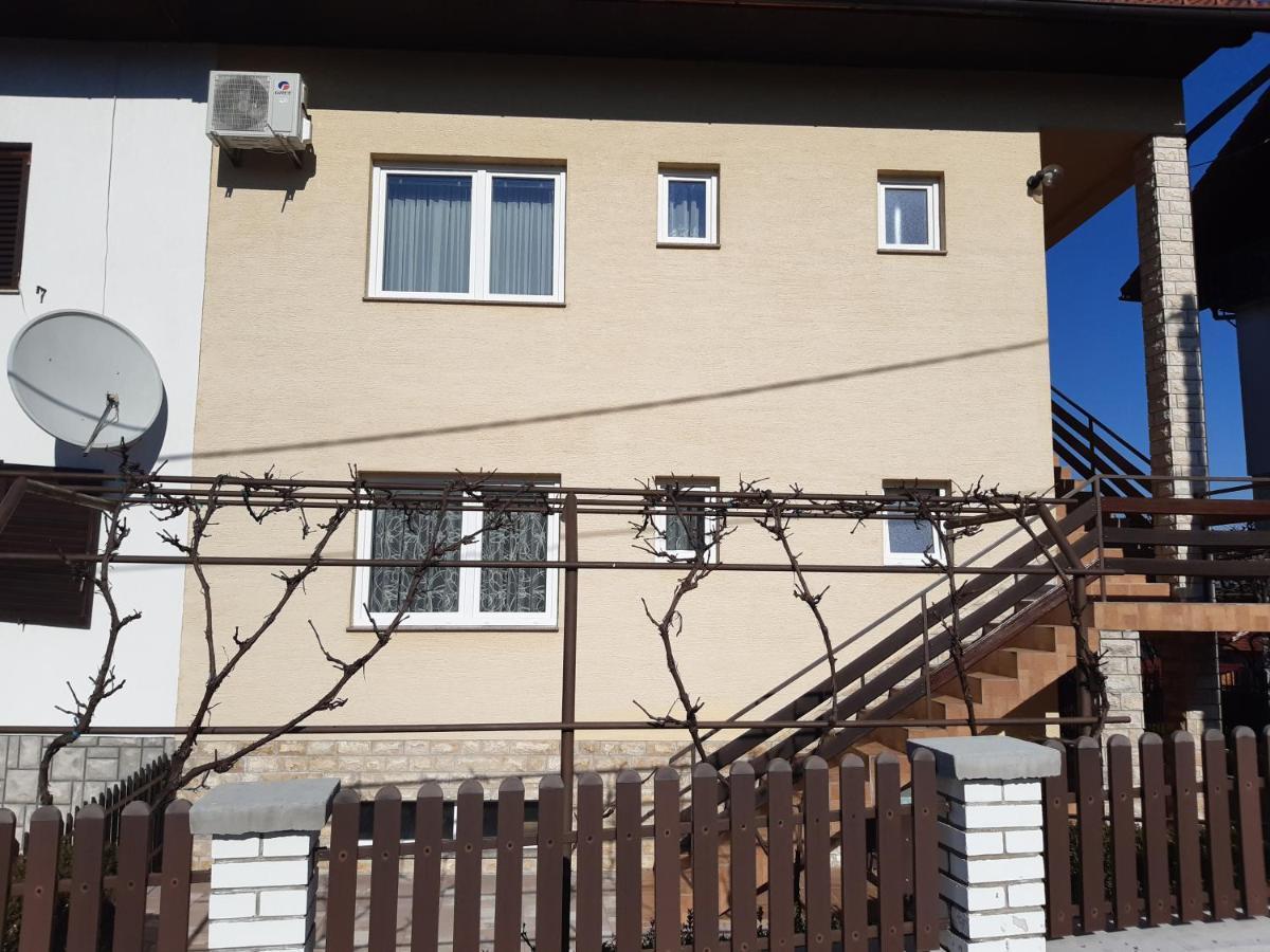 Apartman Helena Slunj Exterior foto